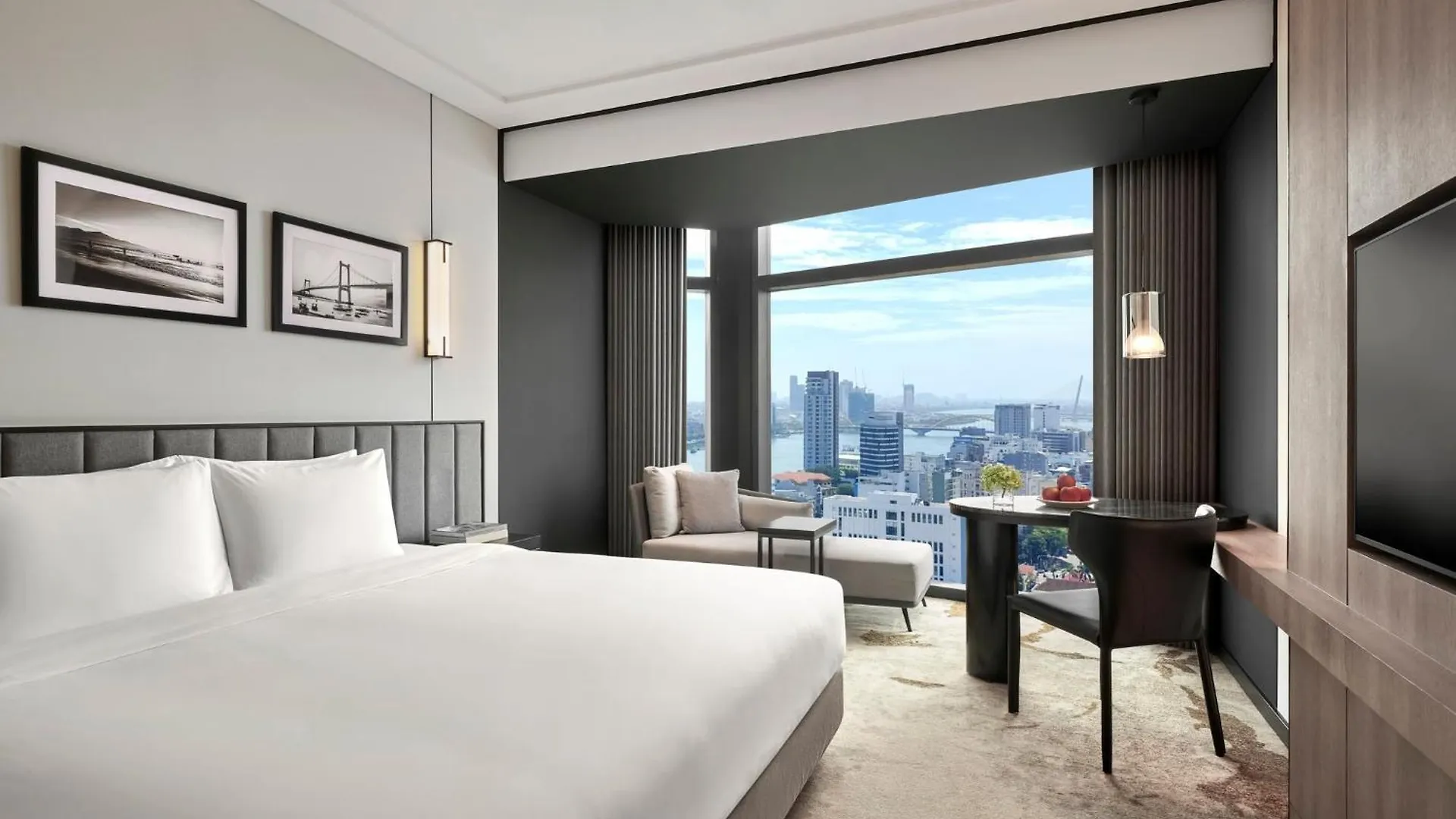 Crowne Plaza Danang City Centre By Ihg Vietnam