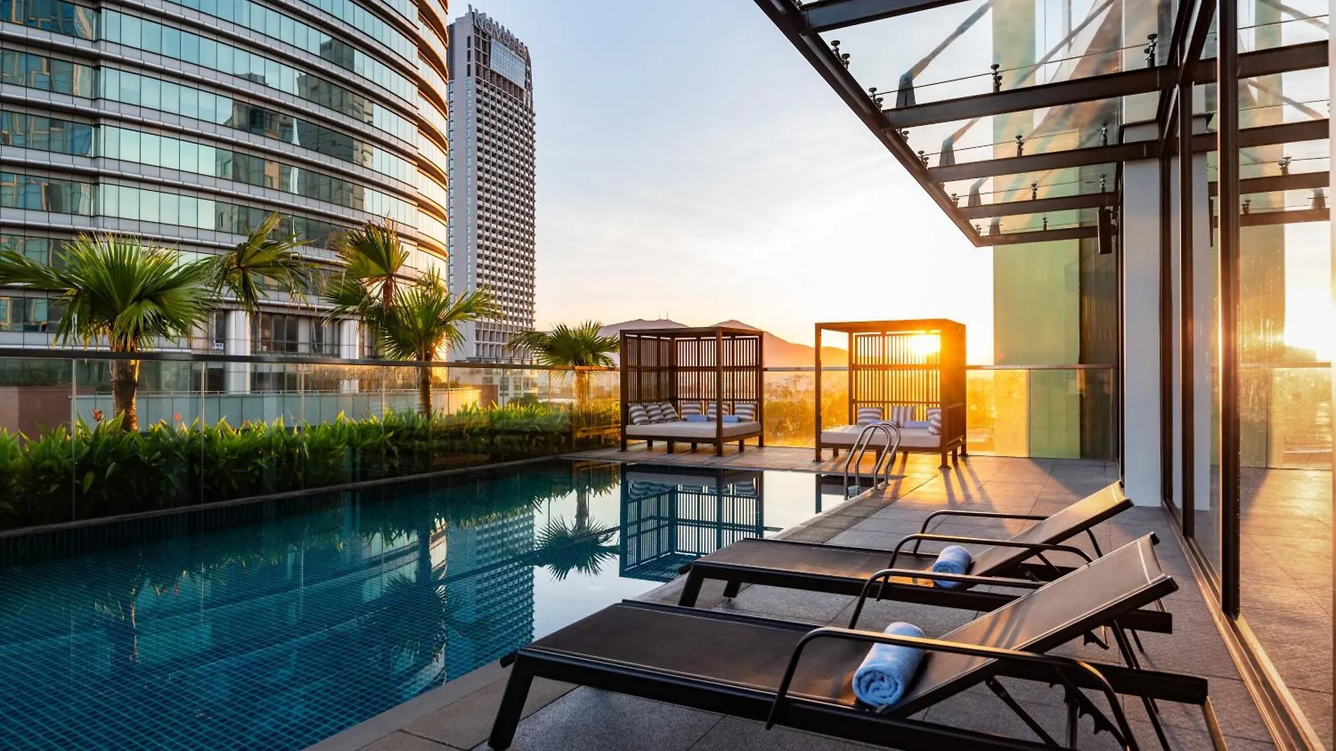 Crowne Plaza Danang City Centre By Ihg 5*, ダナン市 ベトナム