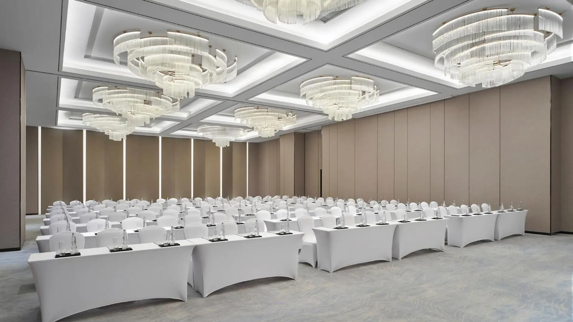 Crowne Plaza Danang City Centre By Ihg ベトナム